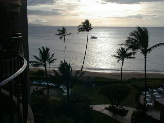 Picture of Lahina beach from the Royal Lahaina Hotel in Maui Hawaii.